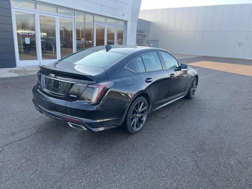 2024 Cadillac CT5 Sport
