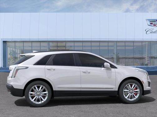 2025 Cadillac XT5 Sport
