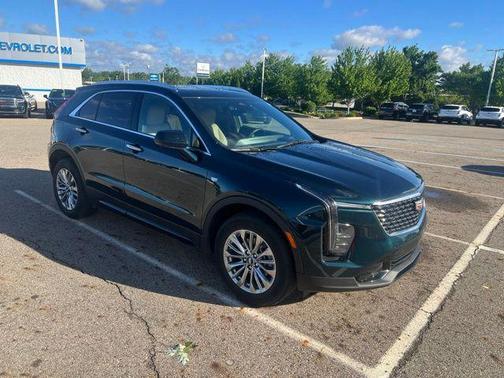 Emerald Lake Metallic 2024 Cadillac XT4 Premium Luxury