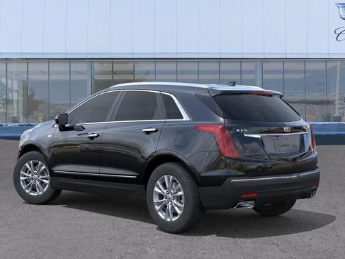 2026 Cadillac XT5 Luxury