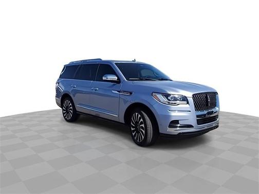 2022 Lincoln Navigator Black Label