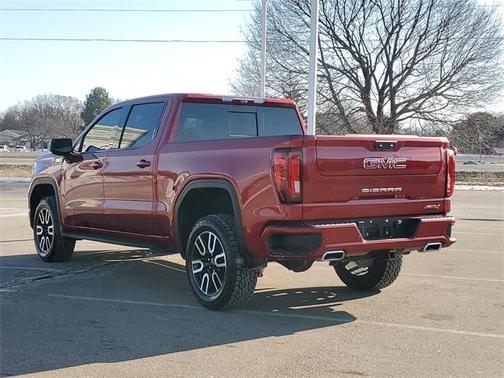 2025 GMC Sierra 1500 AT4