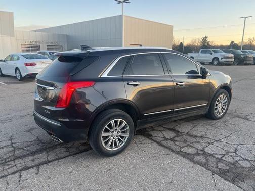 2017 Cadillac XT5 Luxury