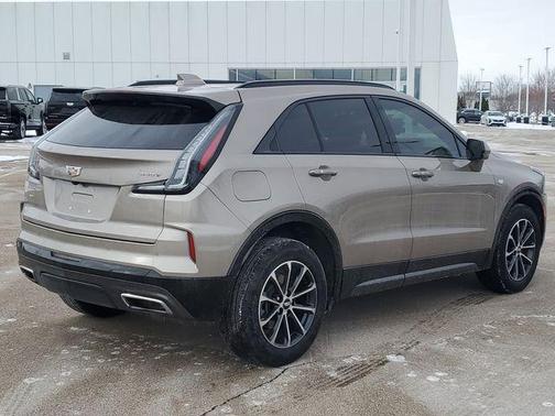 2024 Cadillac XT4 Sport