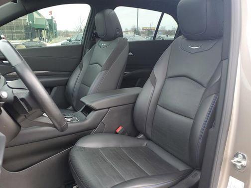 2024 Cadillac XT4 Sport