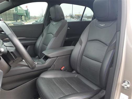 2024 Cadillac XT4 Sport