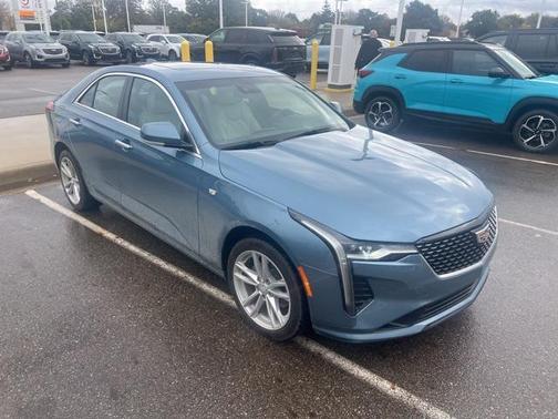 2023 Cadillac CT4 Luxury