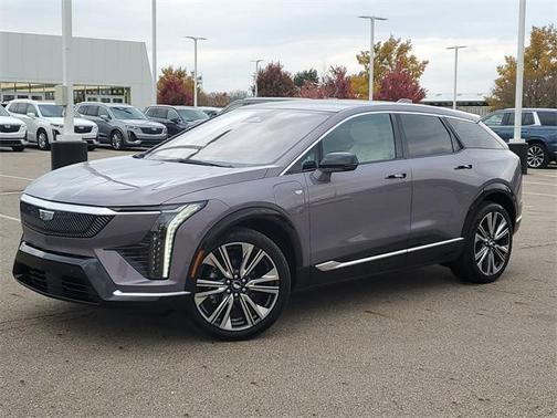 2025 Cadillac OPTIQ Luxury 2 AWD