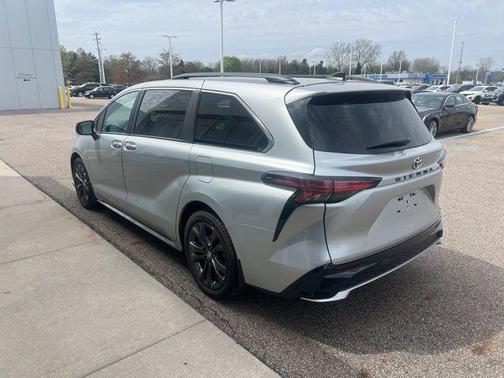 Celestial Silver Metallic 2024 Toyota Sienna XSE 7 Passenger