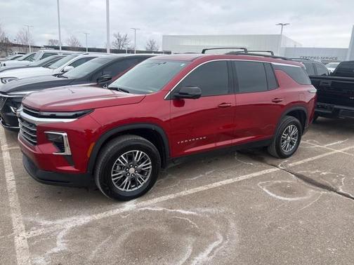 2024 Chevrolet Traverse LT