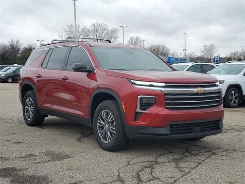 2024 Chevrolet Traverse LT