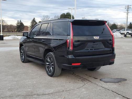 2022 Cadillac Escalade Sport