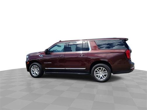 2022 GMC Yukon XL SLT