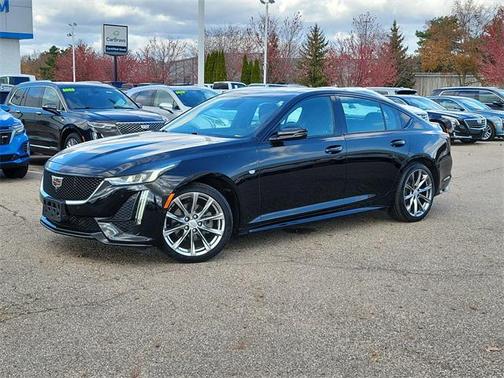 2024 Cadillac CT5 Sport