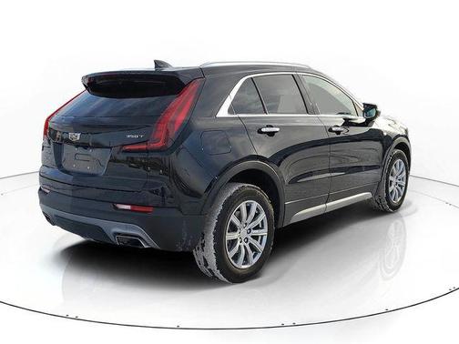 2022 Cadillac XT4 Premium Luxury