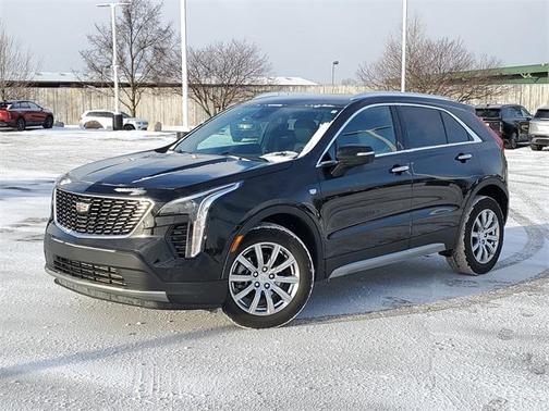 2022 Cadillac XT4 Premium Luxury