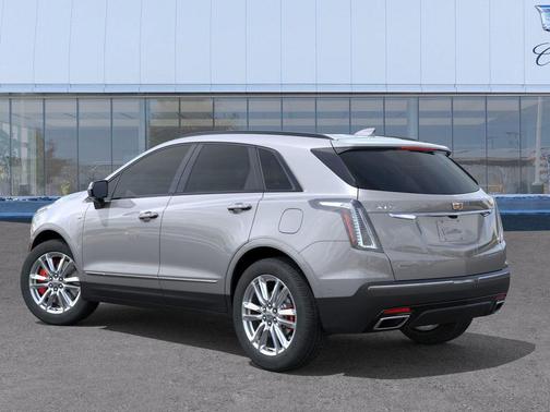 2026 Cadillac XT5 Sport