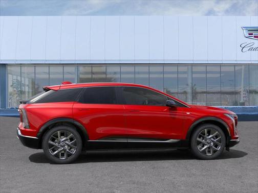 2025 Cadillac OPTIQ Luxury 1 AWD
