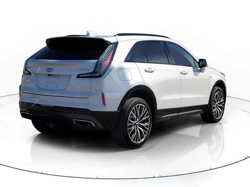 2024 Cadillac XT4 Sport