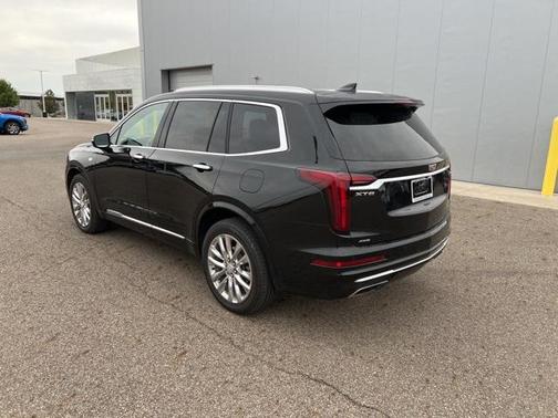 2022 Cadillac XT6 Premium Luxury AWD