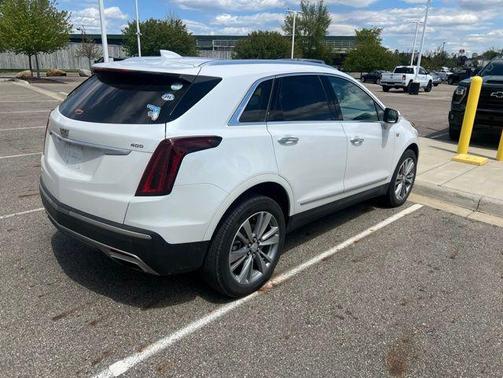 Crystal White Tricoat 2024 Cadillac XT5 Premium Luxury