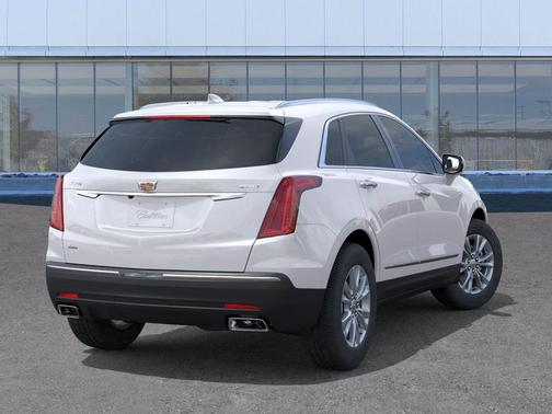 2026 Cadillac XT5 Luxury