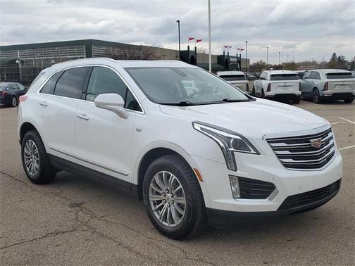 2017 Cadillac XT5 Luxury