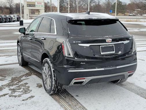2024 Cadillac XT5 Premium Luxury