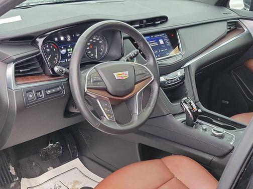 2024 Cadillac XT5 Premium Luxury