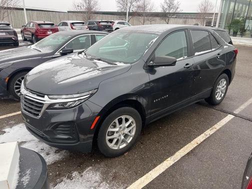 2022 Chevrolet Equinox LS