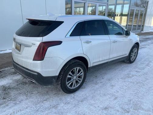 2022 Cadillac XT5 Premium Luxury