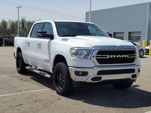 Bright White Clearcoat 2020 RAM 1500 Big Horn/Lone Star