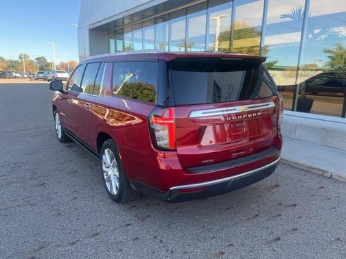 2024 Chevrolet Suburban 4WD High Country