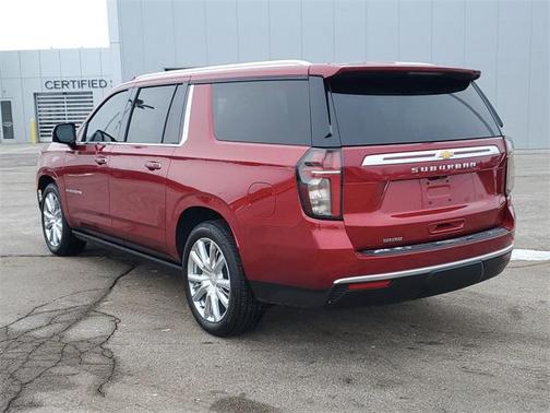 2024 Chevrolet Suburban 4WD High Country