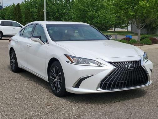 Eminent White Pearl 2023 Lexus ES 350 Base