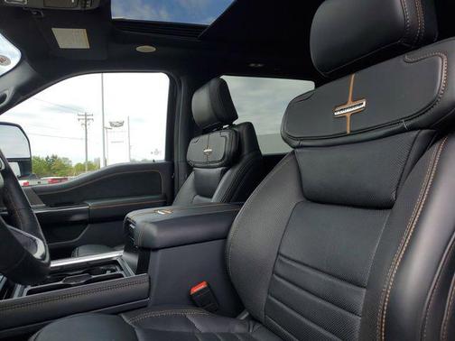 AGATE BLACK 2024 Ford F-250 Platinum