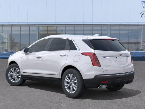 2025 Cadillac XT5 Sport