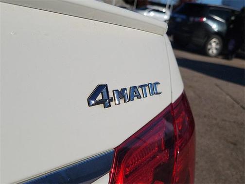 2015 Mercedes-Benz E-Class 4MATIC