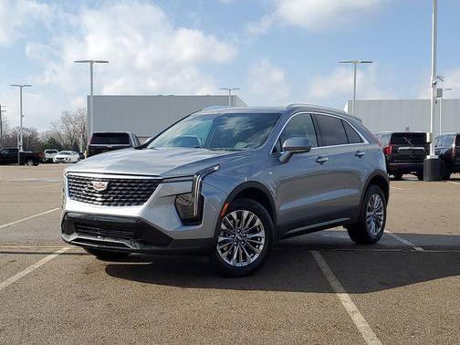 2024 Cadillac XT4 Premium Luxury