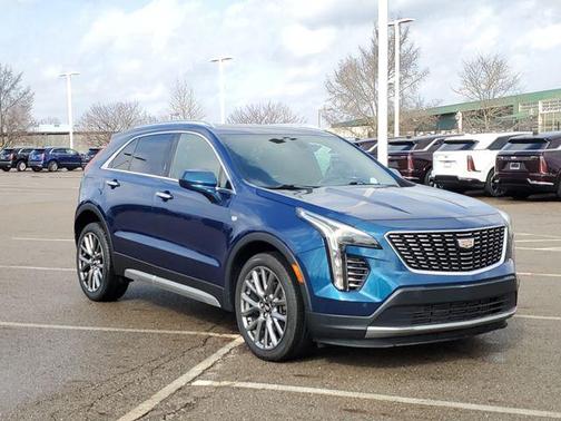 2019 Cadillac XT4 Premium Luxury