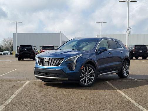 2019 Cadillac XT4 Premium Luxury
