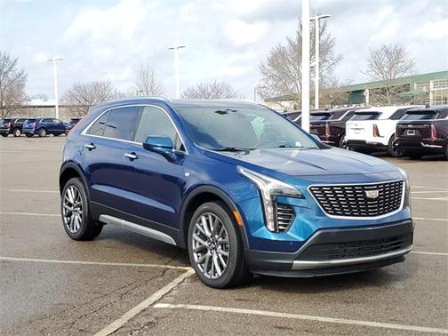2019 Cadillac XT4 Premium Luxury