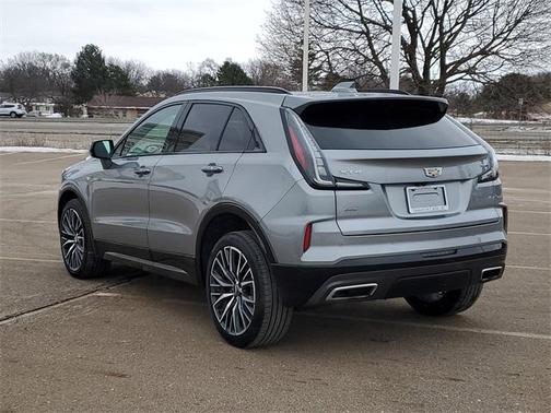 2024 Cadillac XT4 Sport