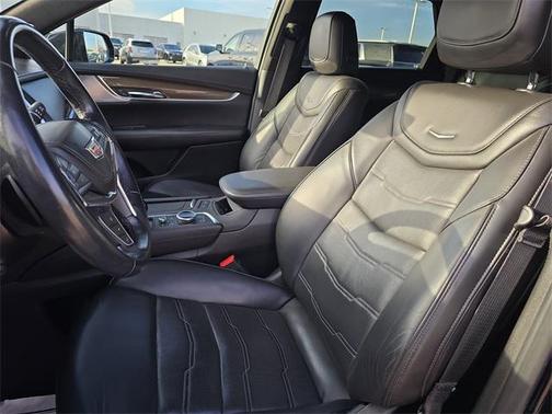 2020 Cadillac XT5 Premium Luxury