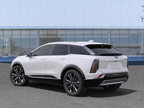 2025 Cadillac OPTIQ Luxury