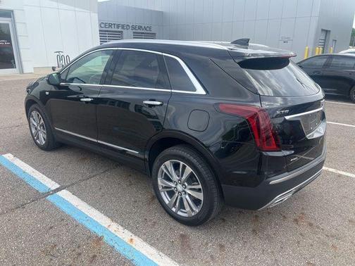 Stellar Black Metallic 2024 Cadillac XT5 Premium Luxury