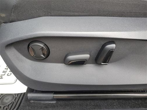 2023 Volkswagen Tiguan 2.0T SE 4MOTION