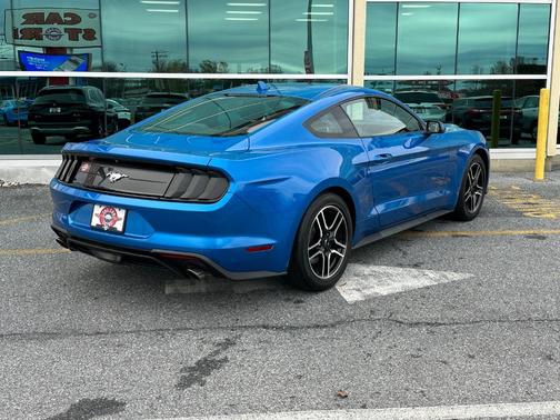 2021 Ford Mustang EcoBoost
