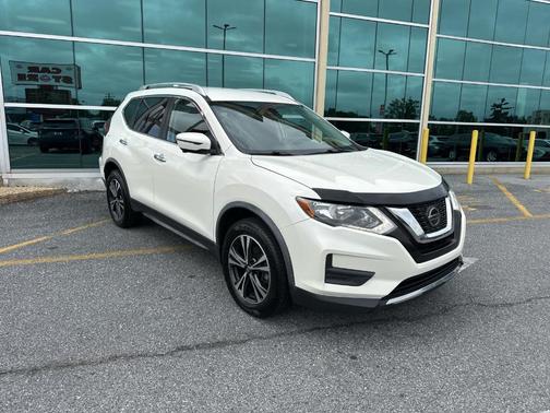 2020 Nissan Rogue SV