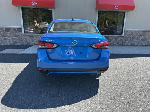 2021 Nissan Versa 1.6 SV